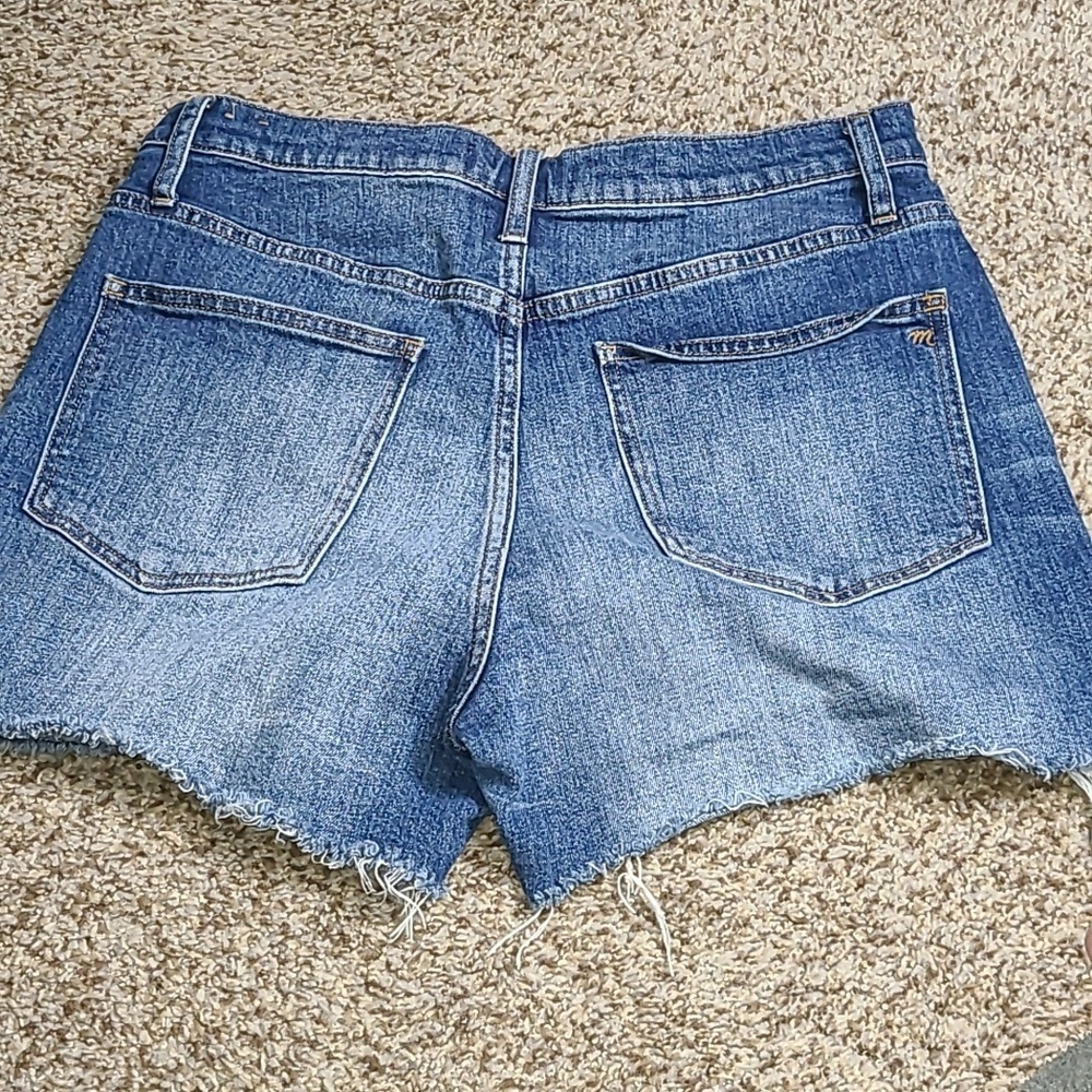 Madewell Classic Blue Jean Shorts - Picture 5 of 7